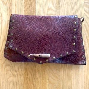 Handmade leather bag with horn button